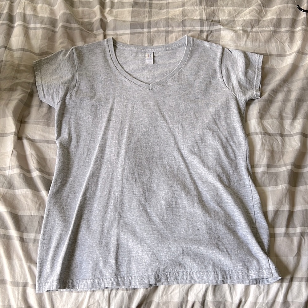 Light gray T-shirt